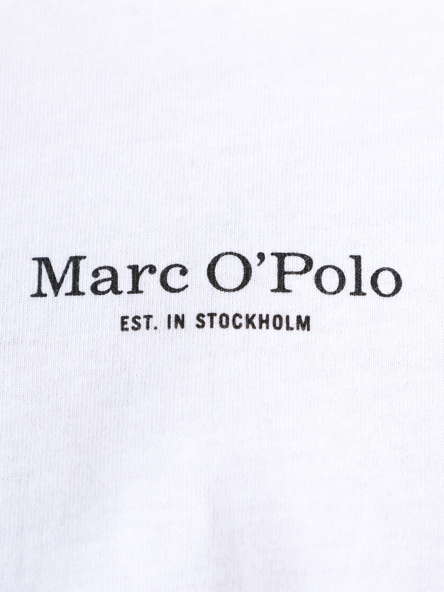 Футболка белого цвета из хлопка